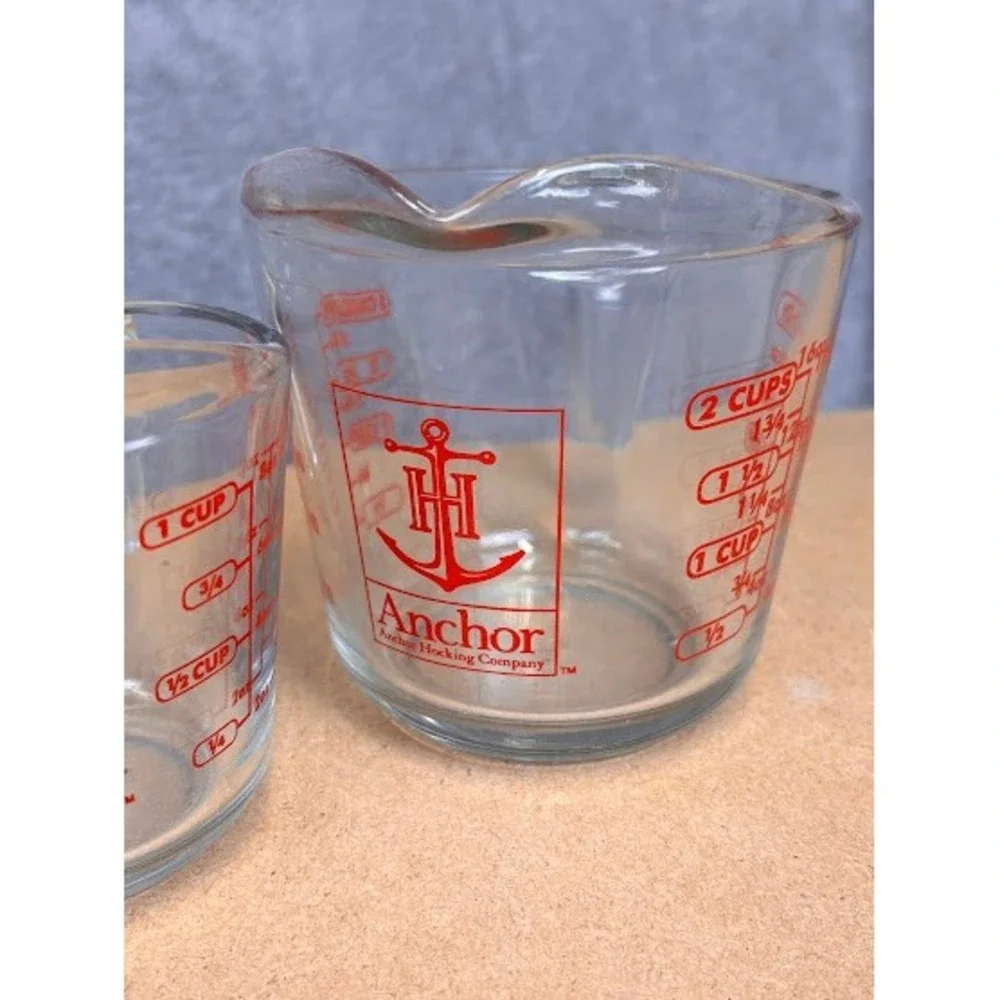 Anchor Hocking Glass Measuring Cup Set 1 Cup and 2 Cup Red Graphics Made in USA‎